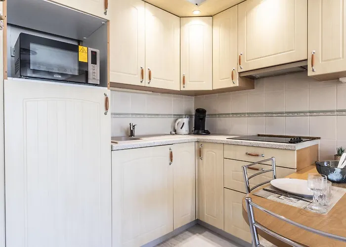 Apartment De La Plage-4 By Interhome